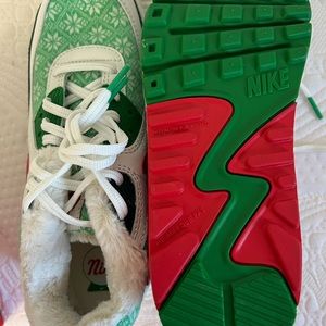 Nike air max , new in box smokeless home